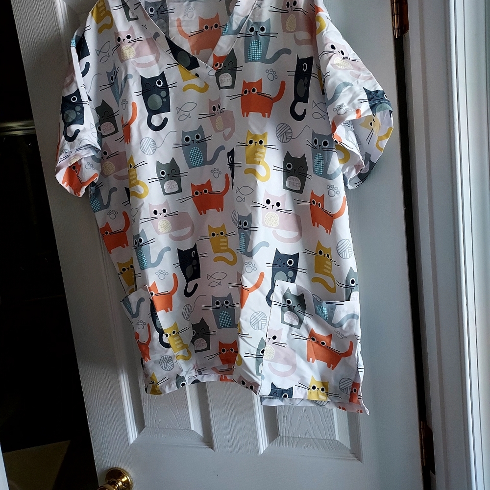 Colorful Cat Print Scrub Shirt